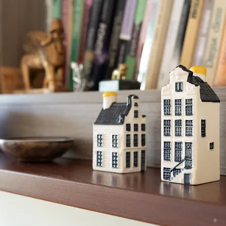 Apartment Elegant And Spacious *