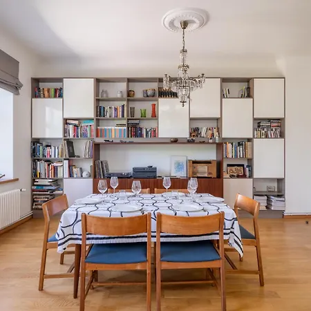 Appartamento Elegant And Spacious