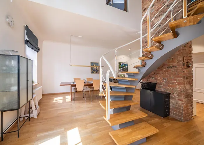 Elegant And Spacious Dzīvoklis *