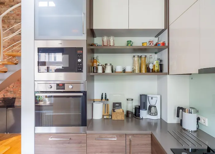 Elegant And Spacious * Riga