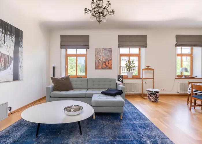 Elegant And Spacious Dzīvoklis