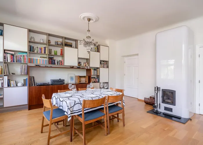 Dzīvoklis Elegant And Spacious Riga